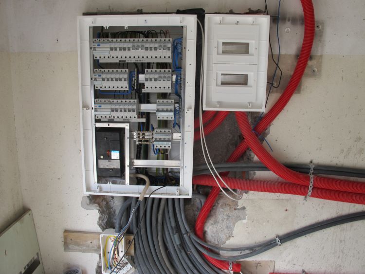 Serviços de Eletricista -Instalações Elétricas